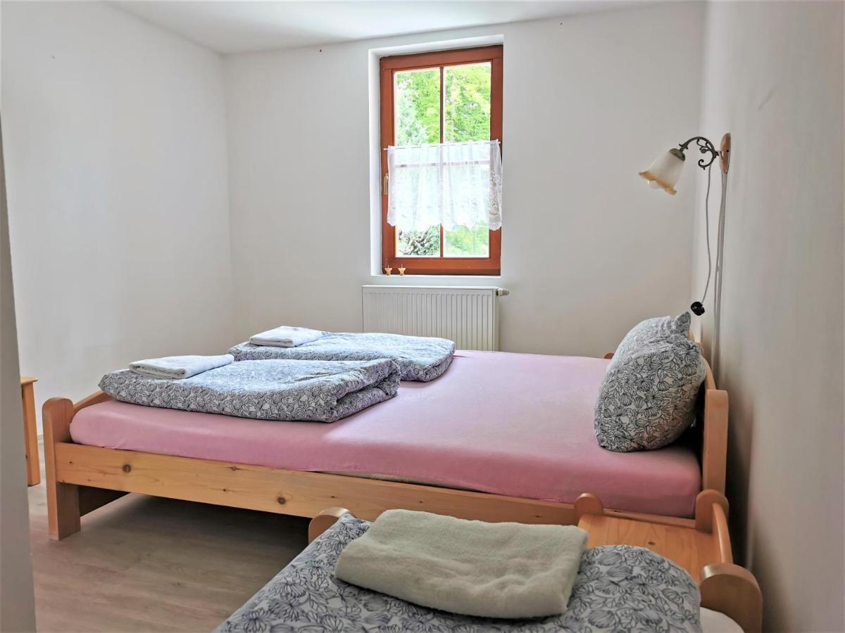 Liškův Mlýn Orlická přehrada Hotel Milesov Exterior foto