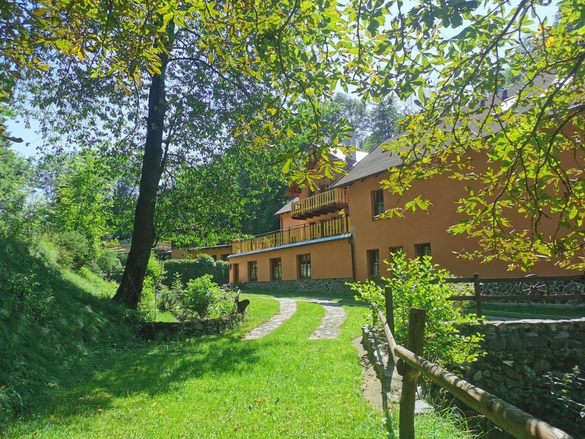 Liškův Mlýn Orlická přehrada Hotel Milesov Exterior foto