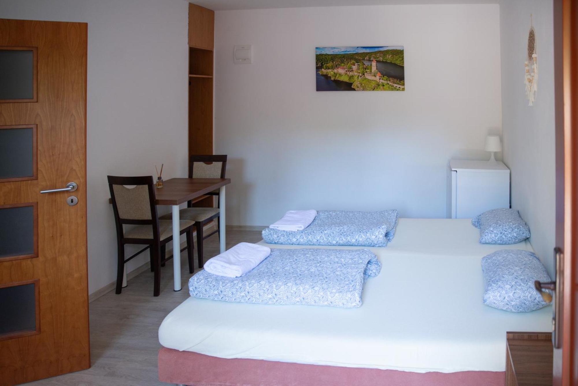 Liškův Mlýn Orlická přehrada Hotel Milesov Exterior foto